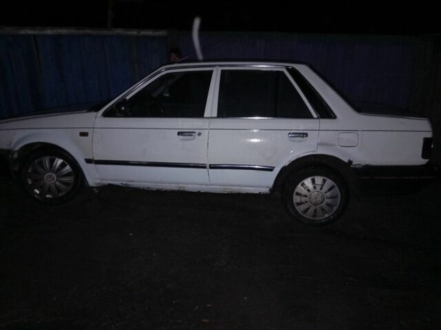 Белый Мазда 323, объемом двигателя 0 л и пробегом 312 тыс. км за 290 $, фото 2 на Automoto.ua