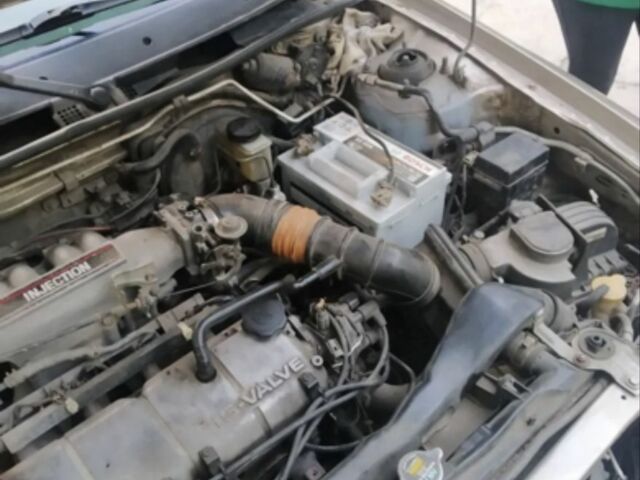 Бежевый Мазда 323, объемом двигателя 1.3 л и пробегом 323 тыс. км за 1500 $, фото 7 на Automoto.ua