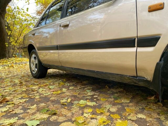 Бежевий Мазда 323, об'ємом двигуна 1.6 л та пробігом 400 тис. км за 899 $, фото 11 на Automoto.ua