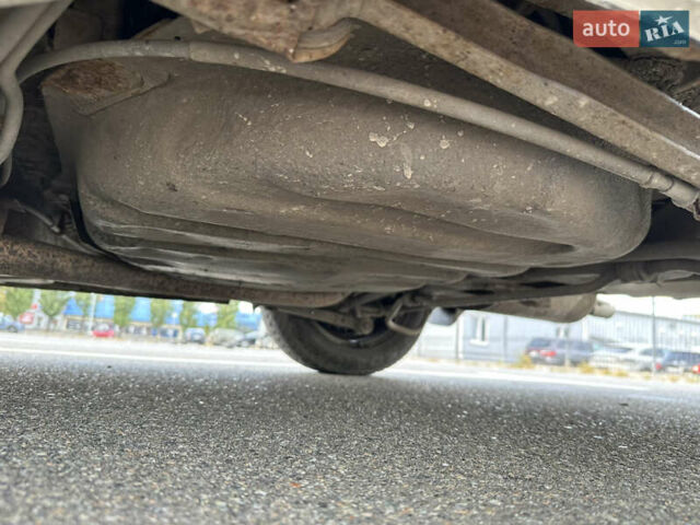 Бежевый Мазда 323, объемом двигателя 1.84 л и пробегом 512 тыс. км за 2029 $, фото 6 на Automoto.ua