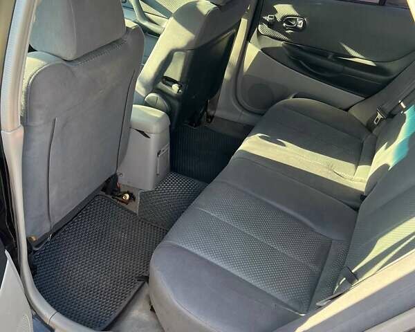 Черный Мазда 323, объемом двигателя 1.6 л и пробегом 250 тыс. км за 2500 $, фото 10 на Automoto.ua