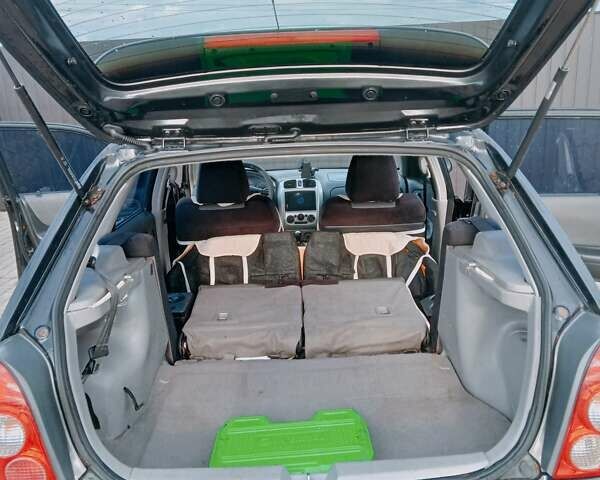 Черный Мазда 323, объемом двигателя 1.6 л и пробегом 305 тыс. км за 3800 $, фото 28 на Automoto.ua