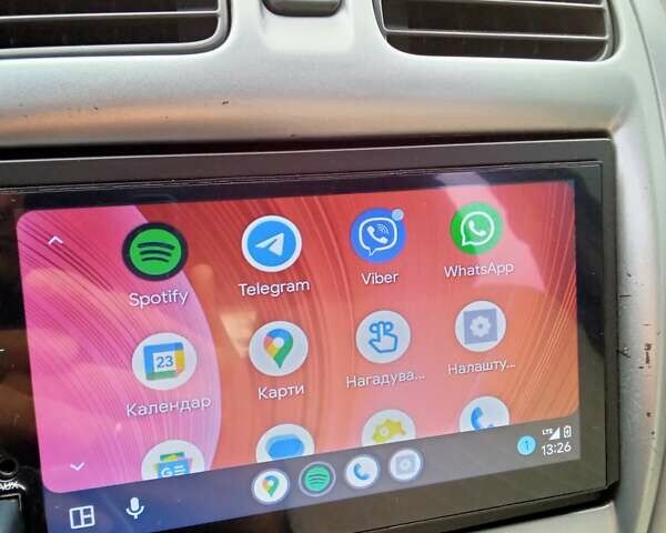 Черный Мазда 323, объемом двигателя 1.6 л и пробегом 305 тыс. км за 3800 $, фото 48 на Automoto.ua