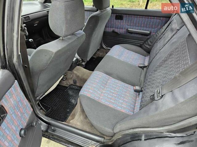 Чорний Мазда 323, об'ємом двигуна 1.5 л та пробігом 450 тис. км за 1200 $, фото 21 на Automoto.ua