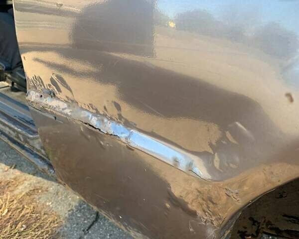 Коричневый Мазда 323, объемом двигателя 1.3 л и пробегом 475 тыс. км за 1300 $, фото 2 на Automoto.ua