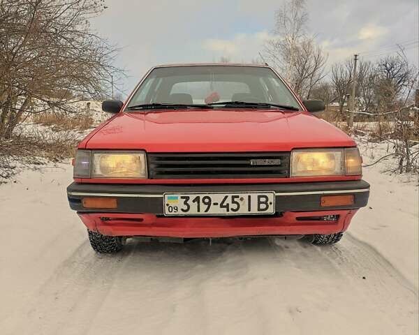 Красный Мазда 323, объемом двигателя 1.3 л и пробегом 250 тыс. км за 1200 $, фото 7 на Automoto.ua