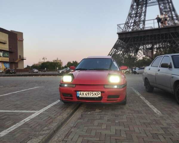 Червоний Мазда 323, об'ємом двигуна 1.8 л та пробігом 264 тис. км за 3000 $, фото 2 на Automoto.ua
