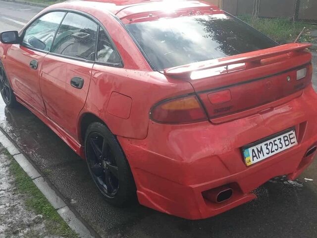Красный Мазда 323, объемом двигателя 2 л и пробегом 300 тыс. км за 800 $, фото 3 на Automoto.ua