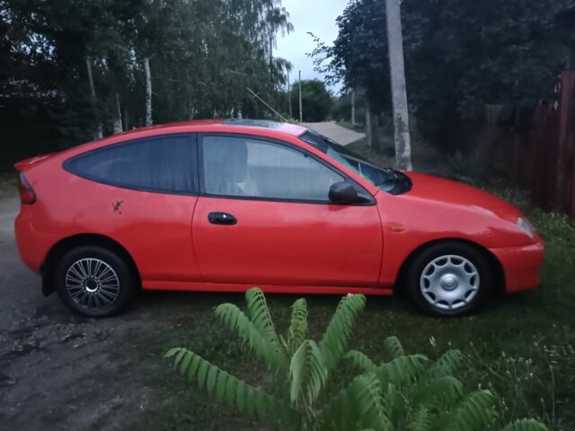 Червоний Мазда 323, об'ємом двигуна 1.5 л та пробігом 30 тис. км за 1919 $, фото 1 на Automoto.ua