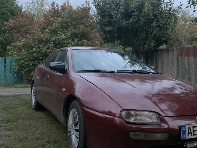 Красный Мазда 323, объемом двигателя 1.5 л и пробегом 3 тыс. км за 1700 $, фото 2 на Automoto.ua
