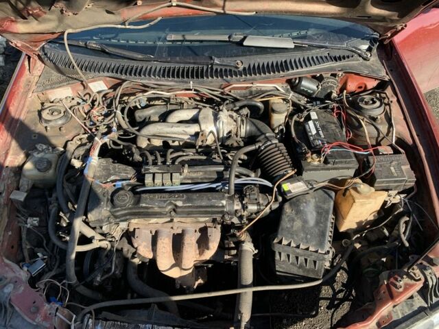 Красный Мазда 323, объемом двигателя 1.5 л и пробегом 3 тыс. км за 1700 $, фото 4 на Automoto.ua