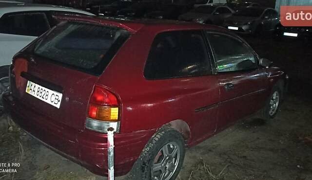 Красный Мазда 323, объемом двигателя 1.3 л и пробегом 250 тыс. км за 2500 $, фото 7 на Automoto.ua