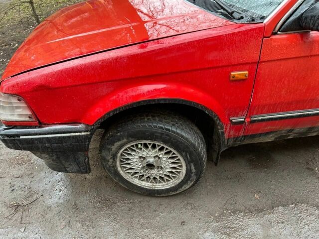 Мазда 323 1988 у Прилуках на Automoto.ua Червоний Мазда 323, об'ємом двигуна 2 л та пробігом 80 тис. км за 991 $, фото 3 на Automoto.ua