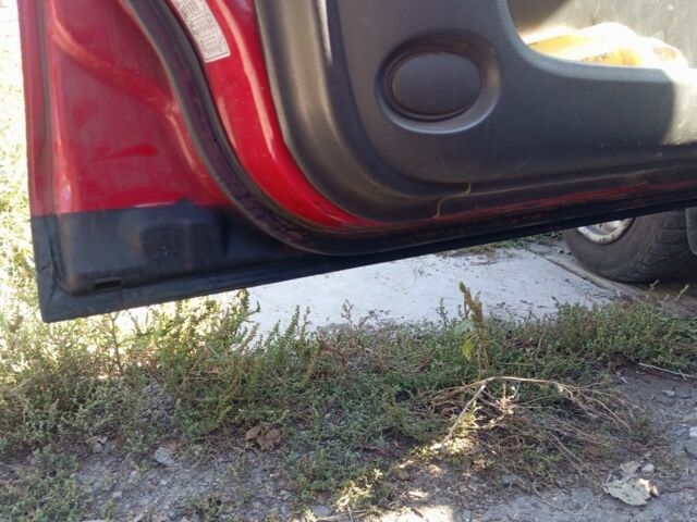 Червоний Мазда 323, об'ємом двигуна 0 л та пробігом 350 тис. км за 1800 $, фото 6 на Automoto.ua