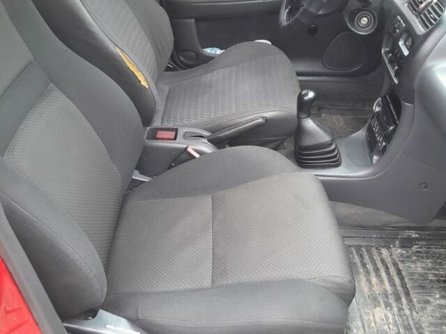 Червоний Мазда 323, об'ємом двигуна 1.5 л та пробігом 290 тис. км за 2800 $, фото 14 на Automoto.ua