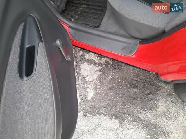 Червоний Мазда 323, об'ємом двигуна 1.49 л та пробігом 290 тис. км за 2800 $, фото 21 на Automoto.ua