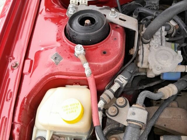 Червоний Мазда 323, об'ємом двигуна 1.5 л та пробігом 290 тис. км за 2800 $, фото 6 на Automoto.ua