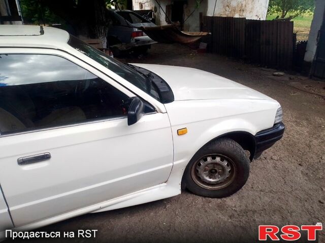 Мазда 323, объемом двигателя 1.7 л и пробегом 250000 тыс. км за 900 $, фото 2 на Automoto.ua