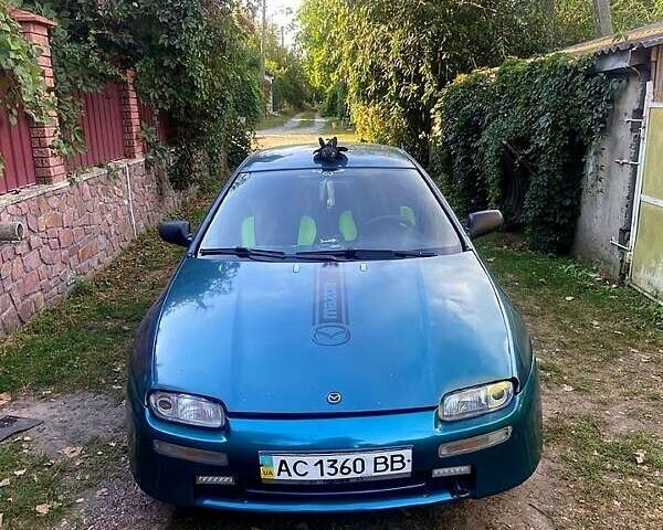 Мазда 323, объемом двигателя 1.5 л и пробегом 250 тыс. км за 1900 $, фото 1 на Automoto.ua