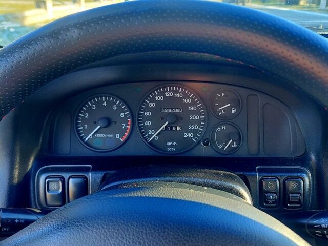 Мазда 323, объемом двигателя 1.5 л и пробегом 396 тыс. км за 2000 $, фото 1 на Automoto.ua