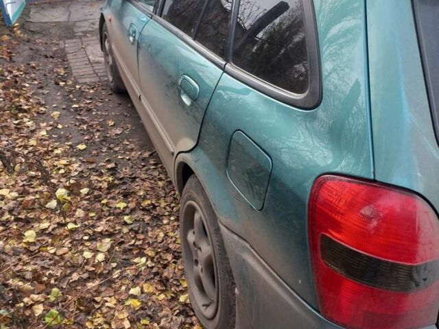 Мазда 323, объемом двигателя 1.6 л и пробегом 360 тыс. км за 1449 $, фото 4 на Automoto.ua