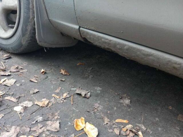 Мазда 323, объемом двигателя 1.6 л и пробегом 360 тыс. км за 1449 $, фото 8 на Automoto.ua