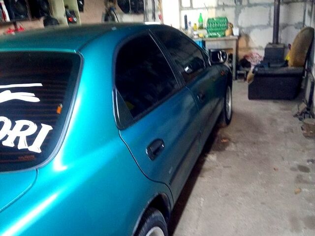 Мазда 323, объемом двигателя 1.5 л и пробегом 0 тыс. км за 2000 $, фото 1 на Automoto.ua