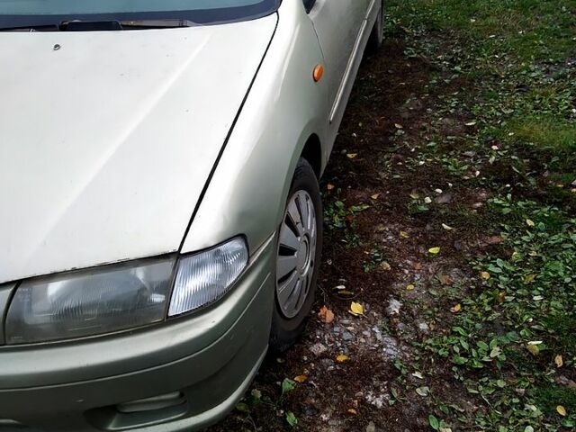 Мазда 323, объемом двигателя 1.5 л и пробегом 42 тыс. км за 1900 $, фото 1 на Automoto.ua