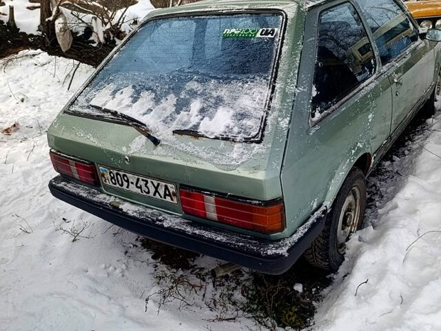 Серый Мазда 323, объемом двигателя 1.3 л и пробегом 300 тыс. км за 350 $, фото 5 на Automoto.ua