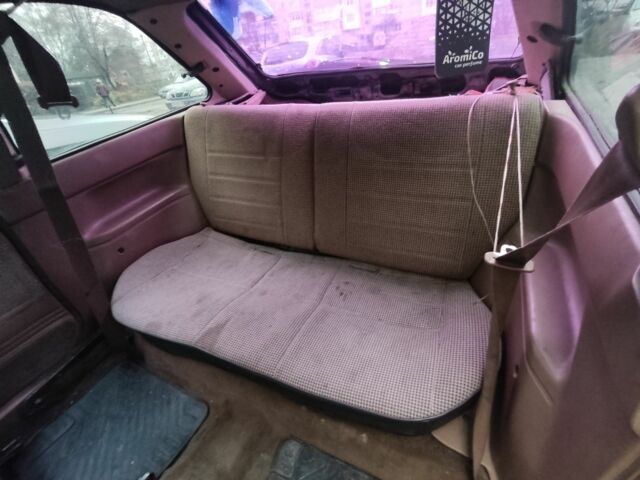 Серый Мазда 323, объемом двигателя 0 л и пробегом 270 тыс. км за 400 $, фото 2 на Automoto.ua