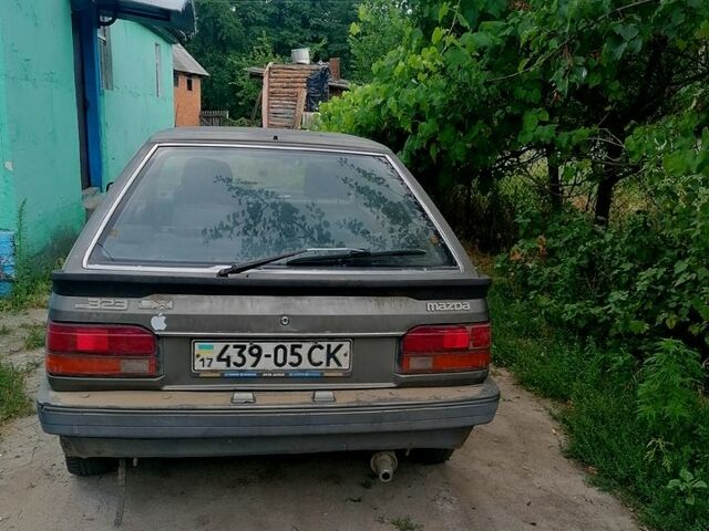 Сірий Мазда 323, об'ємом двигуна 1.5 л та пробігом 500 тис. км за 380 $, фото 1 на Automoto.ua