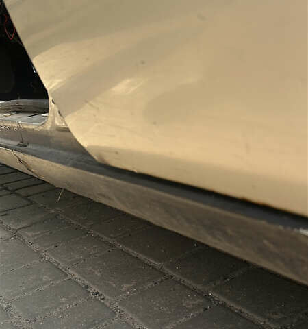 Серый Мазда 323, объемом двигателя 1.32 л и пробегом 153 тыс. км за 1075 $, фото 11 на Automoto.ua