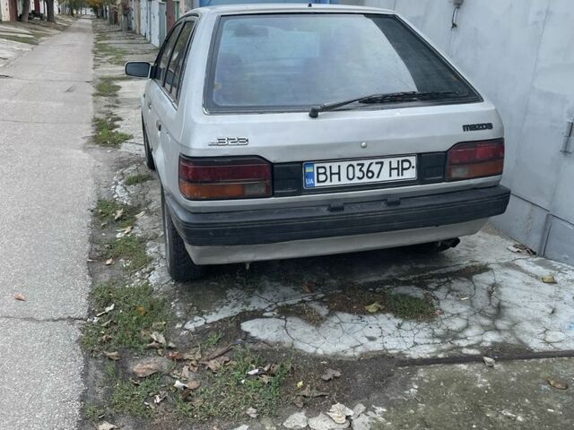 Серый Мазда 323, объемом двигателя 1.3 л и пробегом 3 тыс. км за 650 $, фото 2 на Automoto.ua