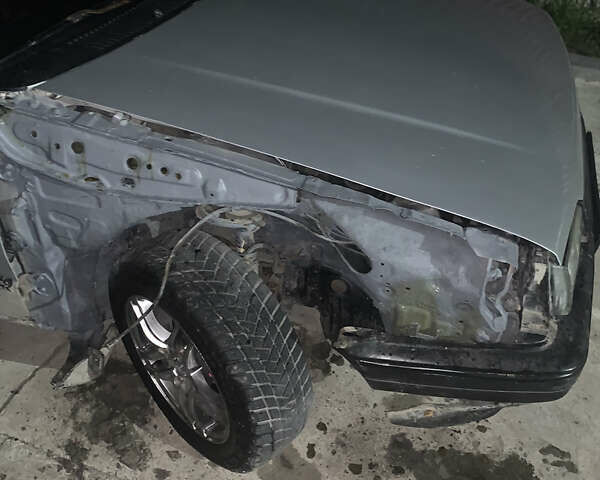 Серый Мазда 323, объемом двигателя 1.32 л и пробегом 460 тыс. км за 1500 $, фото 18 на Automoto.ua