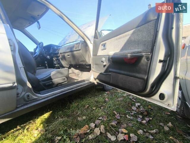 Серый Мазда 323, объемом двигателя 1.3 л и пробегом 212 тыс. км за 300 $, фото 7 на Automoto.ua