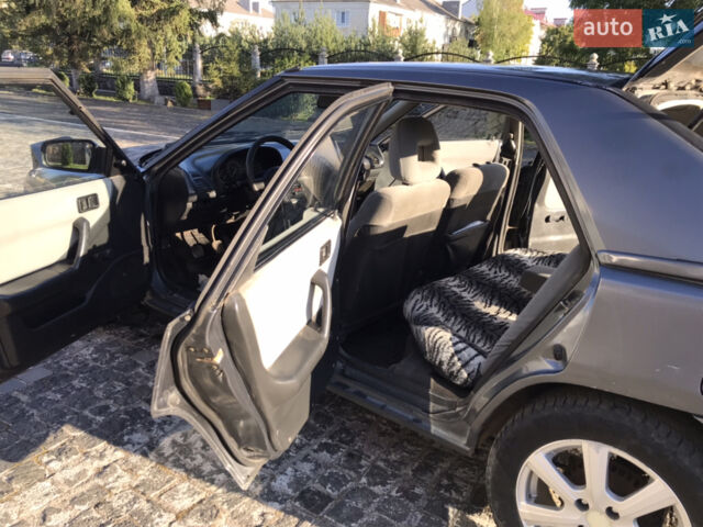 Сірий Мазда 323, об'ємом двигуна 1.6 л та пробігом 426 тис. км за 1900 $, фото 5 на Automoto.ua