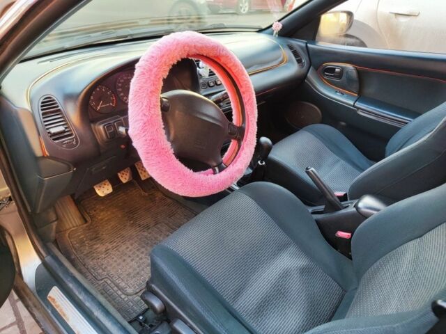 Сірий Мазда 323, об'ємом двигуна 1.5 л та пробігом 293 тис. км за 3000 $, фото 5 на Automoto.ua