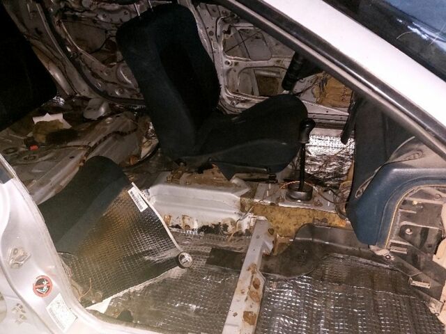 Серый Мазда 323, объемом двигателя 0 л и пробегом 35 тыс. км за 1600 $, фото 1 на Automoto.ua