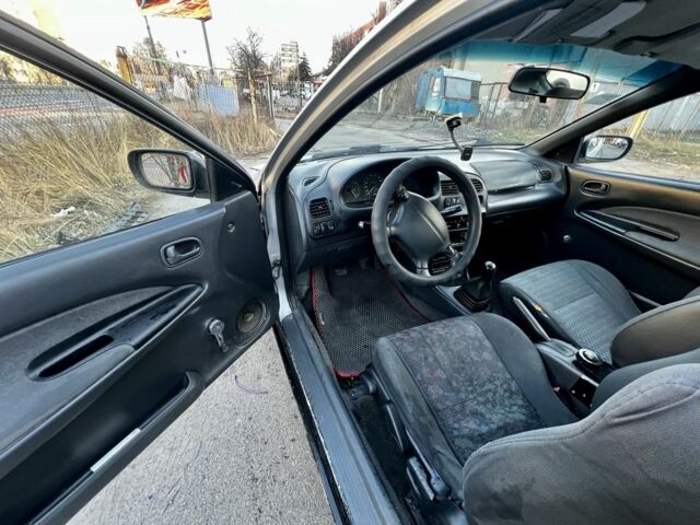 Сірий Мазда 323, об'ємом двигуна 0 л та пробігом 325 тис. км за 1000 $, фото 5 на Automoto.ua