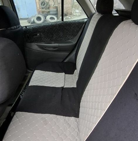 Серый Мазда 323, объемом двигателя 1.8 л и пробегом 480 тыс. км за 1400 $, фото 2 на Automoto.ua