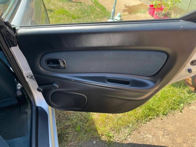 Серый Мазда 323, объемом двигателя 1.5 л и пробегом 137 тыс. км за 2800 $, фото 14 на Automoto.ua