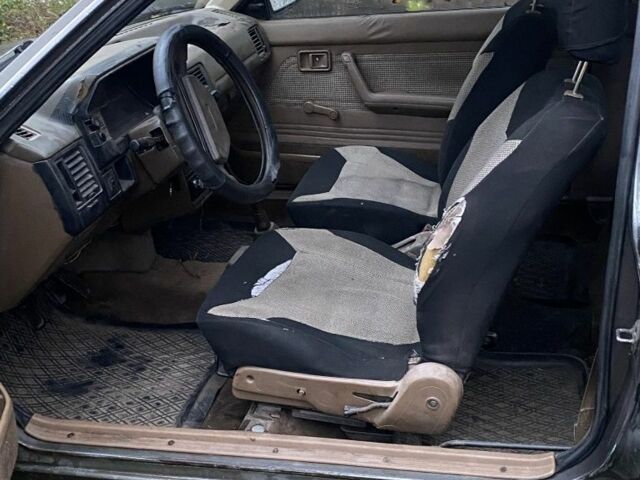 Сірий Мазда 323, об'ємом двигуна 0 л та пробігом 2 тис. км за 958 $, фото 7 на Automoto.ua