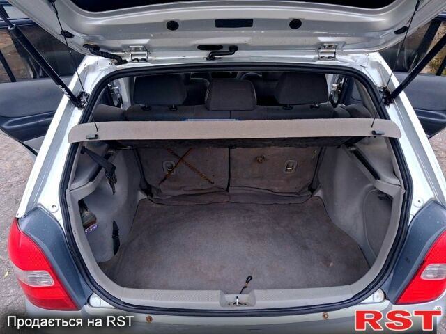 Серый Мазда 323, объемом двигателя 1.6 л и пробегом 200 тыс. км за 1800 $, фото 8 на Automoto.ua