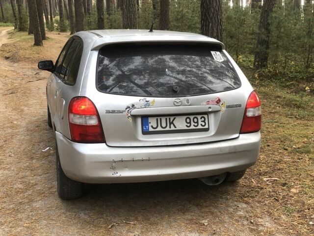 Серый Мазда 323, объемом двигателя 2 л и пробегом 358 тыс. км за 850 $, фото 3 на Automoto.ua