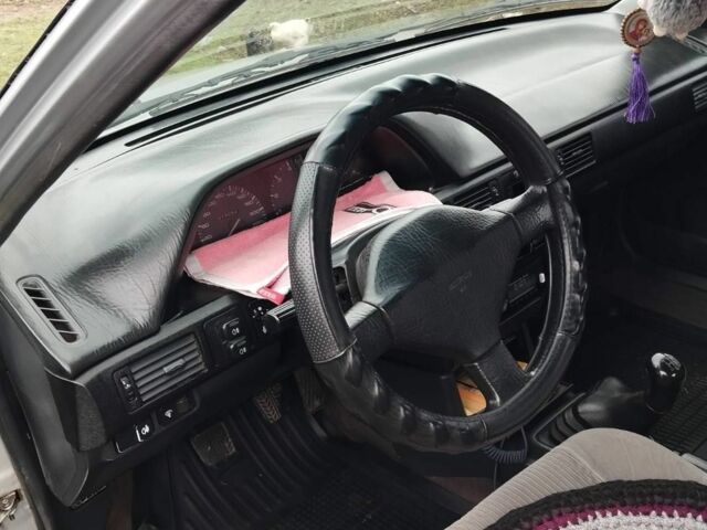 Серый Мазда 323, объемом двигателя 0 л и пробегом 417 тыс. км за 1700 $, фото 7 на Automoto.ua