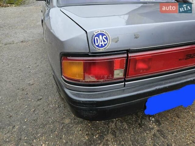 Серый Мазда 323, объемом двигателя 1.3 л и пробегом 130 тыс. км за 2500 $, фото 5 на Automoto.ua