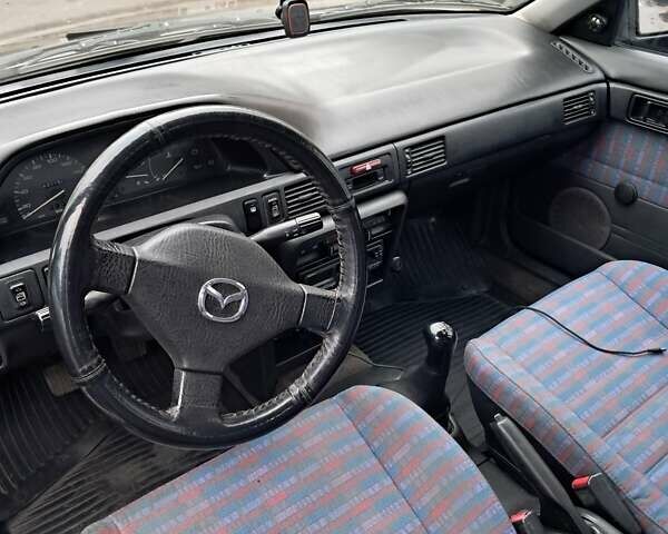 Сірий Мазда 323, об'ємом двигуна 1.7 л та пробігом 420 тис. км за 2200 $, фото 8 на Automoto.ua