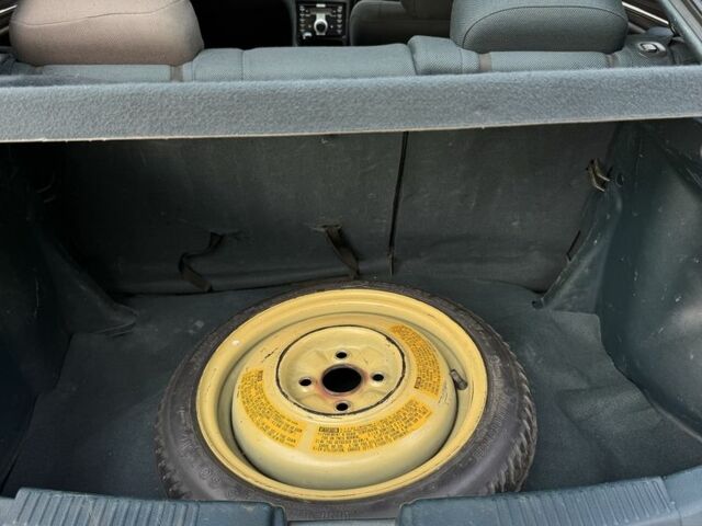 Серый Мазда 323, объемом двигателя 1.5 л и пробегом 335 тыс. км за 3300 $, фото 13 на Automoto.ua