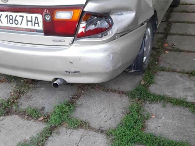 Серый Мазда 323, объемом двигателя 1.5 л и пробегом 2 тыс. км за 1000 $, фото 7 на Automoto.ua