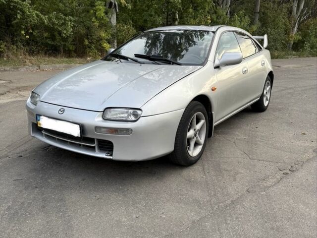 Серый Мазда 323, объемом двигателя 1.5 л и пробегом 335 тыс. км за 3300 $, фото 1 на Automoto.ua